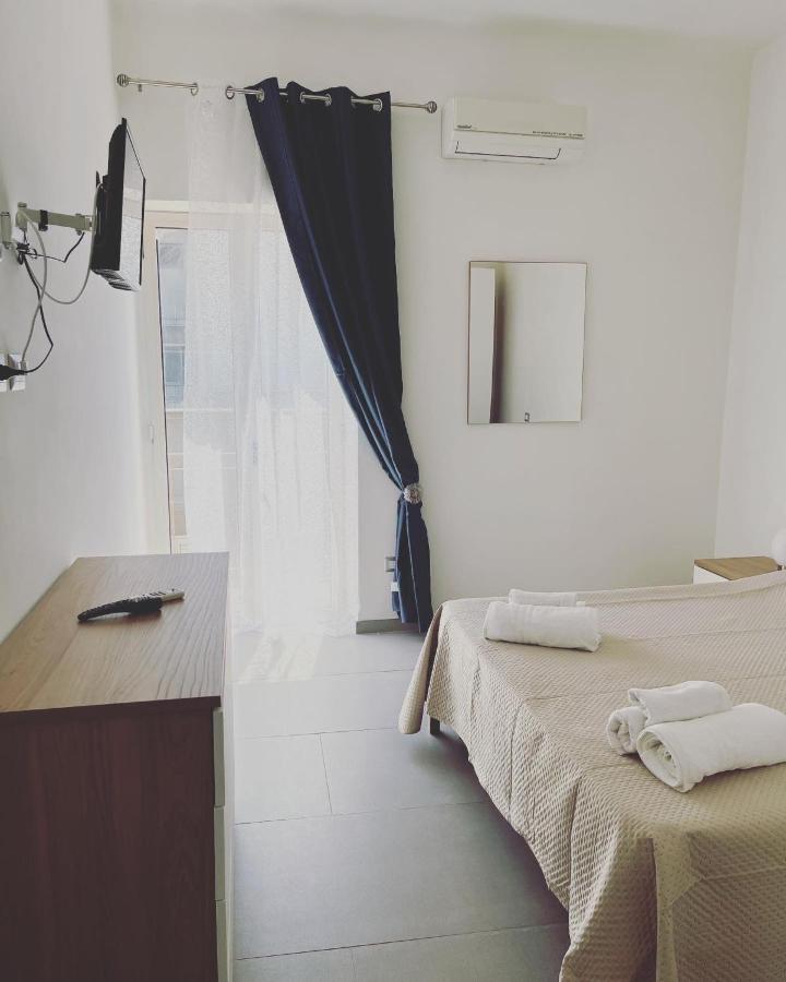 Le Zagare Bed & Breakfast Паладжано Екстериор снимка